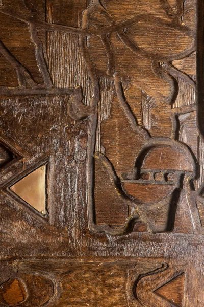 V. de Segonzac. Modernist triptych in carved wood. Contemporary. LS66703002