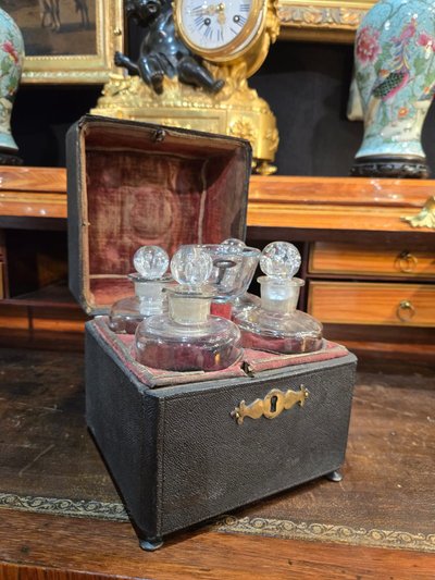 Black leather-covered portable medicine chest, circa 1760-1780.