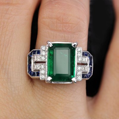 Bague émeraude diamants saphirs style art déco