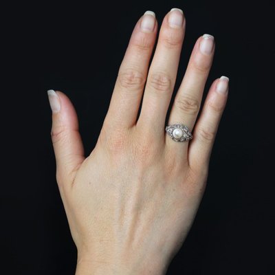 Bague dôme platine perle et diamants