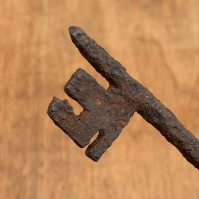 Clé Haute Époque en fer forgé