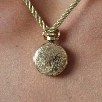 Pendentif Montre de dame Flamor or jaune