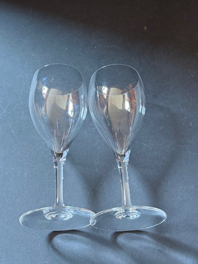Baccarat - Paar Stielgläser - Modell Saint Rémy