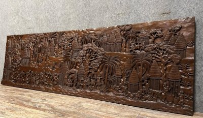 Huge Orientalist bas-relief in carved wood, circa 1880