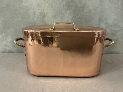 Beautiful 19th-century copper pot/saucepan