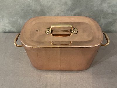 Beautiful 19th-century copper pot/saucepan