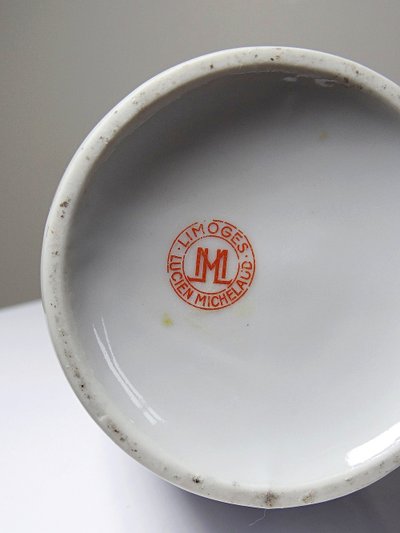 Rara bottiglia antica da collezione in porcellana di Michelaud Limoges, stile Robj Paris