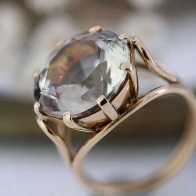 Anello vintage con berillo giallo