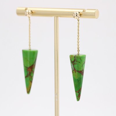 Orecchini con perline d'oro e turchese verde dal Turkmenistan