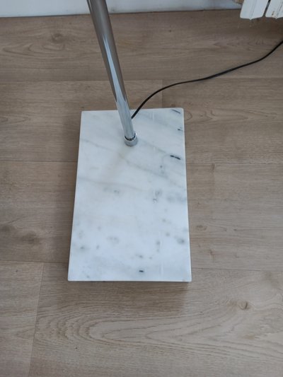 Lampadaire Agemob arc chrome