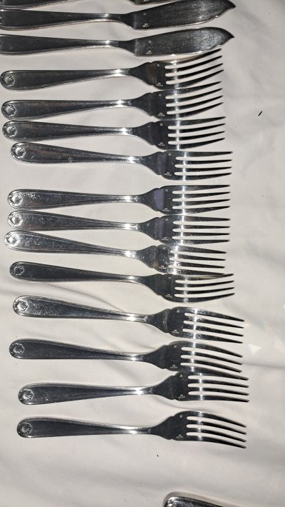 Set di posate da pesce Christofle da 28 pezzi, motivo a conchiglia, metallo argentato