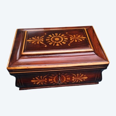 Scatola porta-libri intarsiata