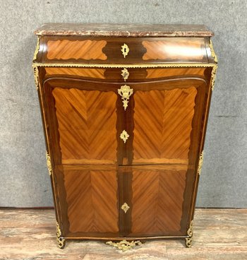 Pariser Sekretär Ludwig XV. In Intarsien aus edlen Hölzern um 1750