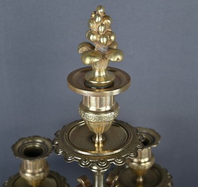 Ein Paar bedeutender Bronzeleuchter im Renaissancestil – 1920