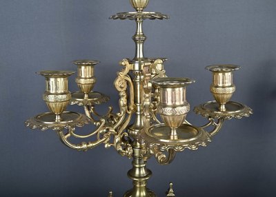 Ein Paar bedeutender Bronzeleuchter im Renaissancestil – 1920