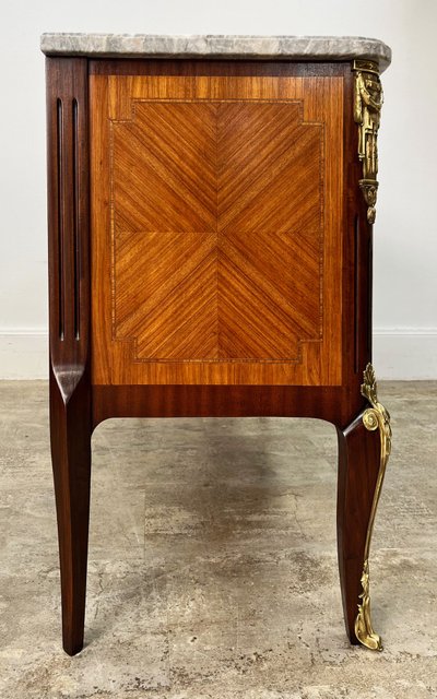 Commode style transition en marqueterie estampillé FRANCOIS DAIDÉ