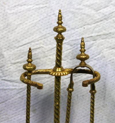 Serviteur de cheminée en bronze de style Louis XVI époque 19ème
