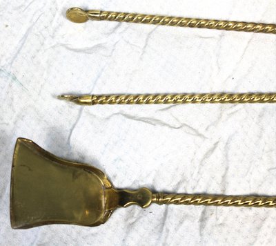 Serviteur de cheminée en bronze de style Louis XVI époque 19ème