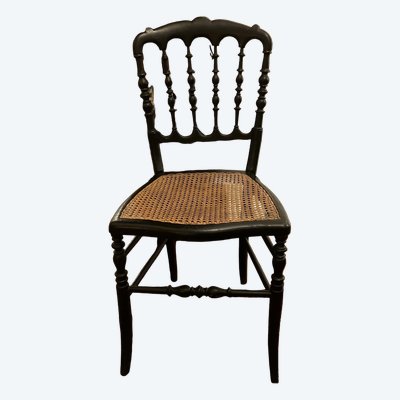 Schöner sogenannter "fliegender" Stuhl aus geschwärztem Holz aus der Zeit von Napoleon III.