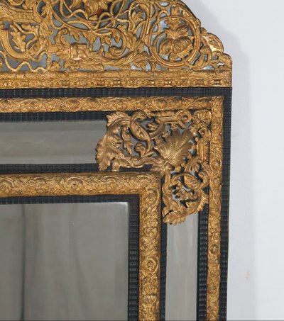 Specchio in stile Luigi XIV con perle di smalto 1870 ca.