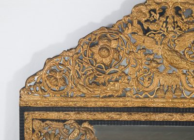 Specchio in stile Luigi XIV con perle di smalto 1870 ca.