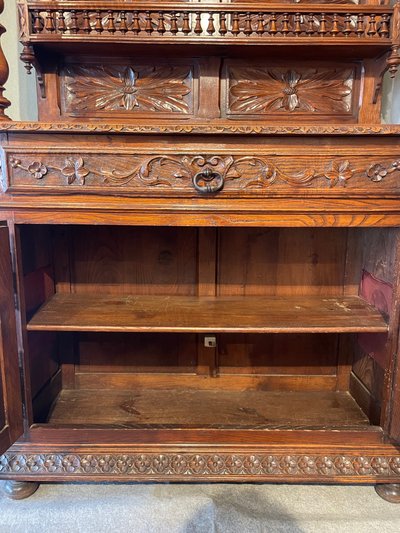 Bretonischer Geschirrschrank aus Eiche um 1900