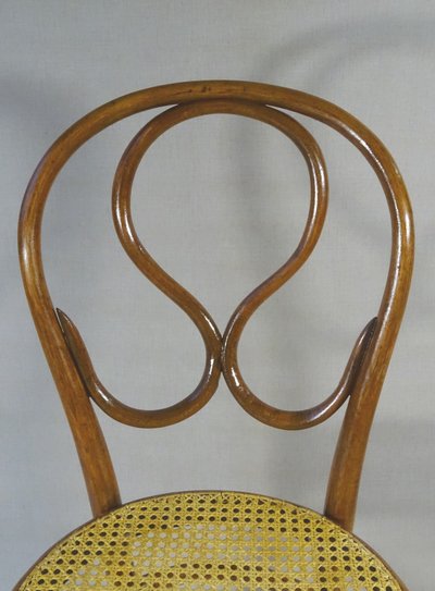 Thonet-Stuhl Nr. 20, OMEGA , kirschbaumfarben - 1875 -