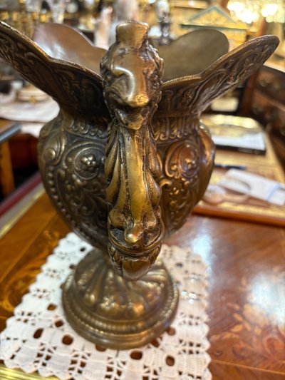 Bronze cup, 18th century