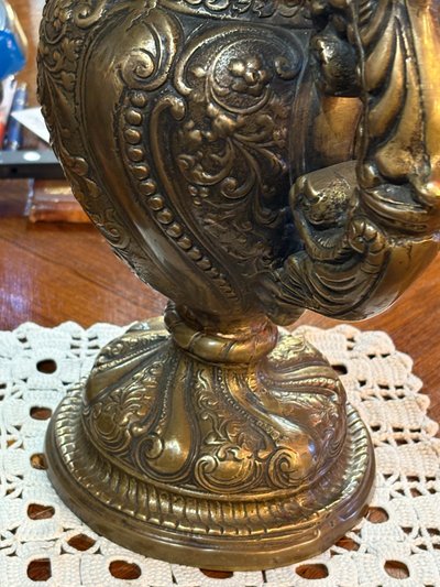 Bronze cup, 18th century