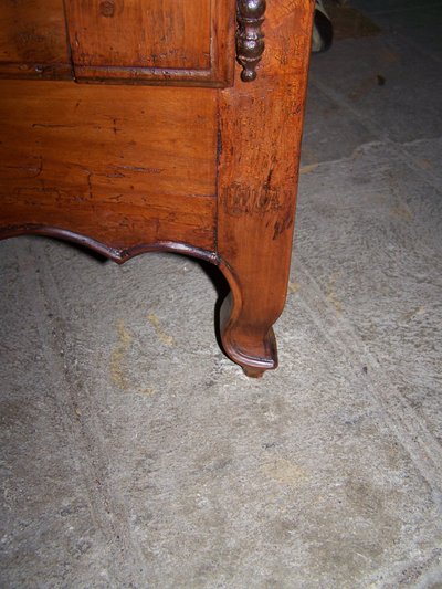 Regional buffet known as support height high 115 long 150 width 63.5 cm