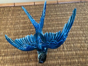 Swallow in Saxony porcelain