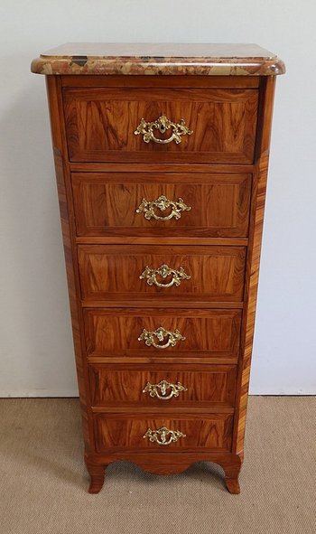 Kleine Chiffonnier aus Rosen- und Veilchenholz, gestempelt "Boudin", Übergangszeit Louis XIV / Louis XV - 1760