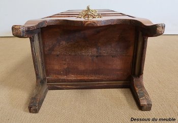 Kleine Chiffonnier aus Rosen- und Veilchenholz, gestempelt "Boudin", Übergangszeit Louis XIV / Louis XV - 1760