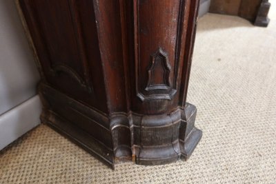 Oak mantel from the 19th century