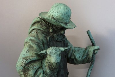 Bronze sculpture "Shepherd and his lamb" dated 1905 and signed