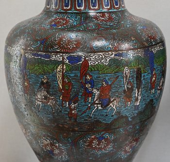 Paire d’Importants Vases en émaux cloisonnés, Japon – XIXe