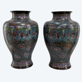 Paire d’Importants Vases en émaux cloisonnés, Japon – XIXe