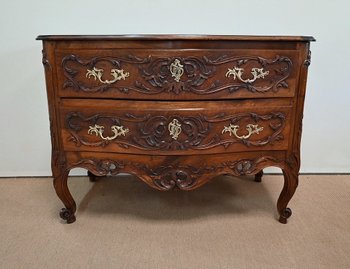 Commode Sauteuse Nîmoise en Noyer, Époque Louis XV - XVIIIe