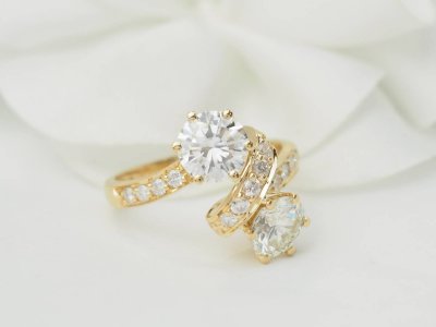 Anello Toi et Moi in oro giallo e diamanti