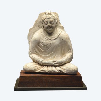 Afghanistan, Aire du Gandhara, IVème - Vème Siècle ap J. -C., Bouddha en stuc en position de méditation 