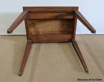Petite Table d’appoint en Chêne massif, goût Louis XVI – 1900