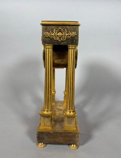 Bronze portico clock from the Empire period, 19th century