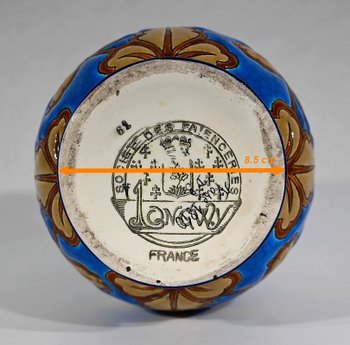 Small Vase with Flowers decoration in Lonwgy enamels - Early XXth century