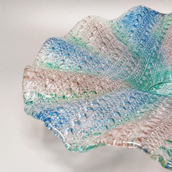 1960 Magnifique grand centre de table bleu, rose et vert en verre de Murano par Linea Arte Murano. Fabriqué en Italie