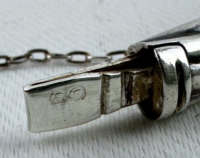 Bracciale rigido in argento intrecciato