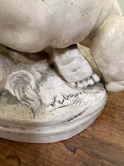 Lebrun : Putti en terre cuite émaillée