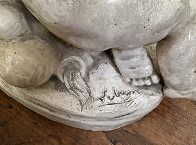 Lebrun : Putti en terre cuite émaillée