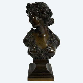 Bronze "Junge Frau mit Blumenkranz" nach J.C. Marin - 19.