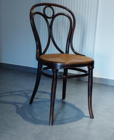 Thonet-Stuhl, Nummer 19, der „Engelsstuhl“, „Engelsstuhl“, „Engelstuhl