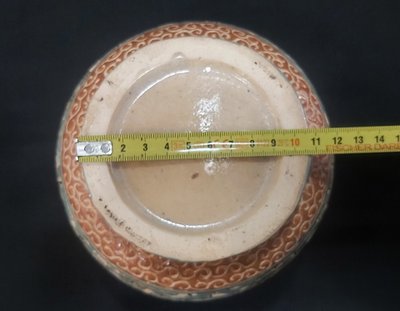 Vietnamese "vase-lamp"